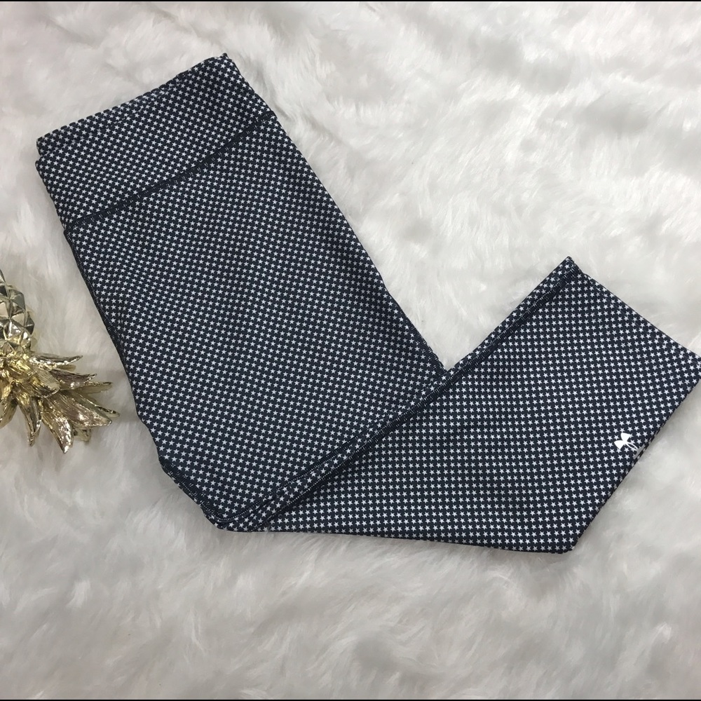 NWOT Under Armour HeatGear Star Cropped Leggings